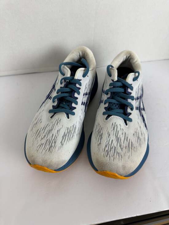 ASICS Novablast 3 White Deep Ocean Running Shoes 1011B458 - Picture 3 of 9